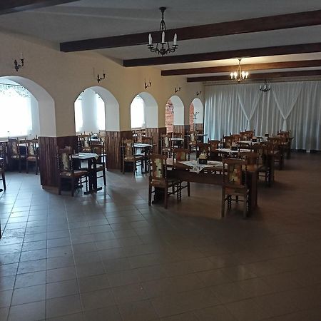 Hotel Kolonial Skalite Екстер'єр фото